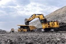 New Cat® 6040 mining shovel helps mining operations improve productivity and efficiency
