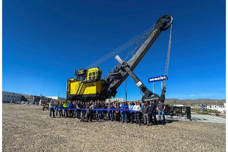 Komatsu unveils historic P&H 2100BL shovel monument at Elko, Nevada facility