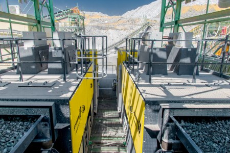 Low grade gold mine boosts recovery with STEINERT sorting technology