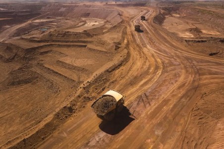 Celebrating 2.5 billion t of iron ore