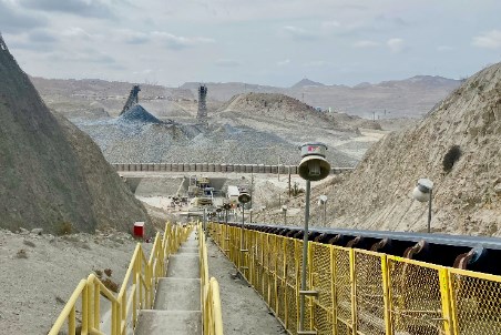 South American copper mine crushes downtime with new gear oil